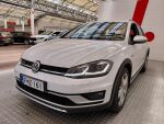 Volkswagen Golf 2018 Valkoinen