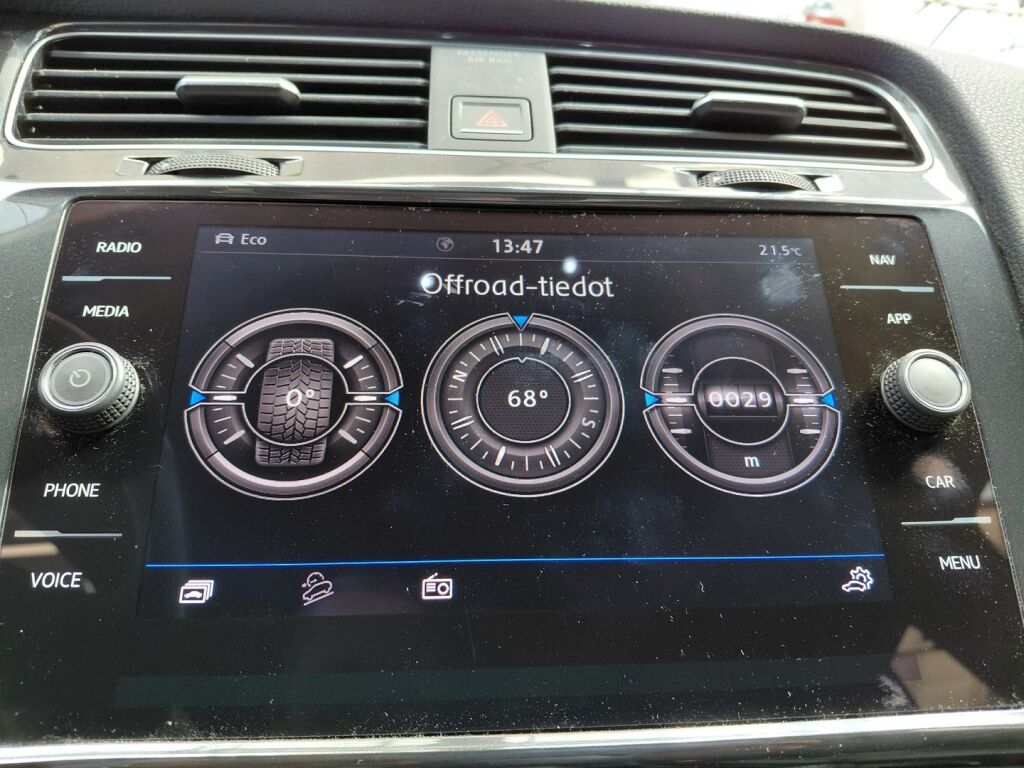 Volkswagen Golf 2018 Valkoinen