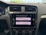 Volkswagen Golf 2018 Valkoinen