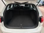Volkswagen Golf 2018 Valkoinen