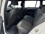 Volkswagen Golf 2018 Valkoinen