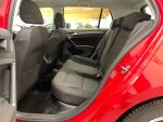 Volkswagen Golf 2018 Punainen