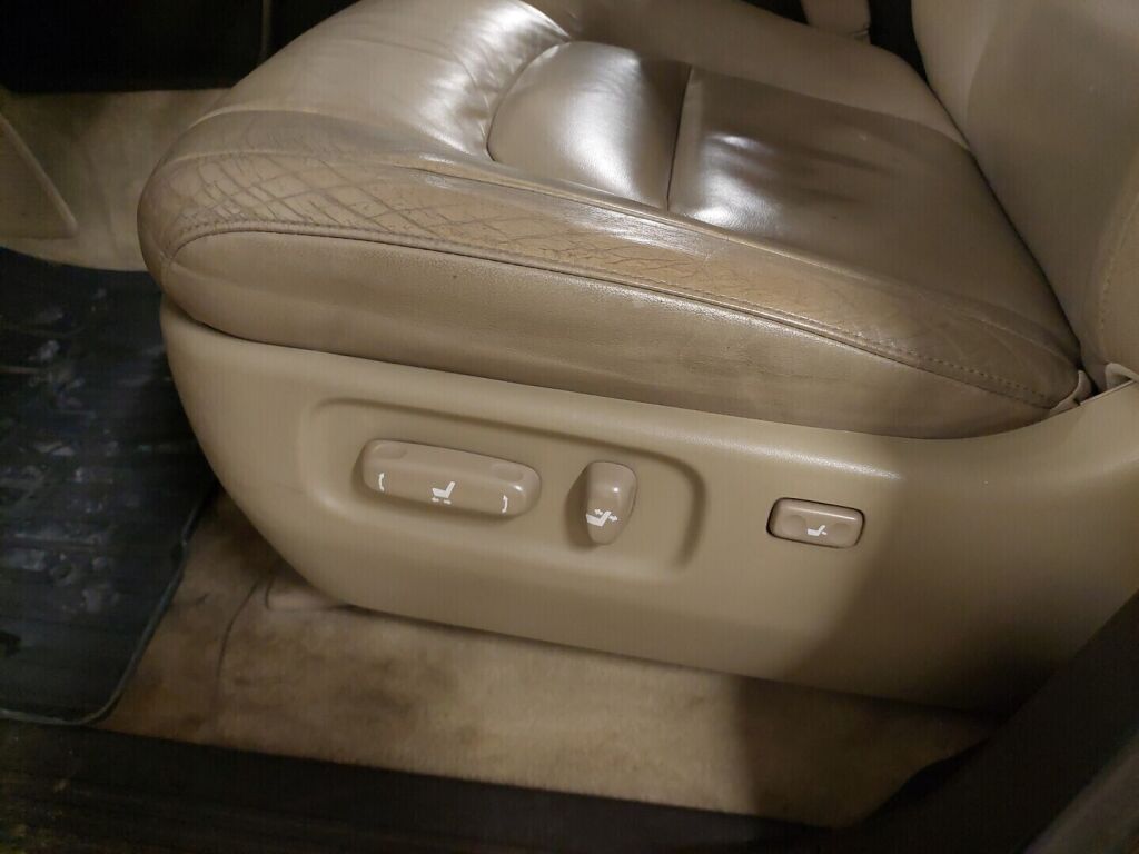 Toyota Land Cruiser 2008 Punainen