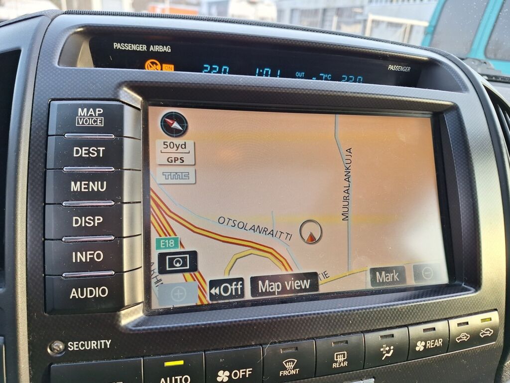 Toyota Land Cruiser 2008 Punainen