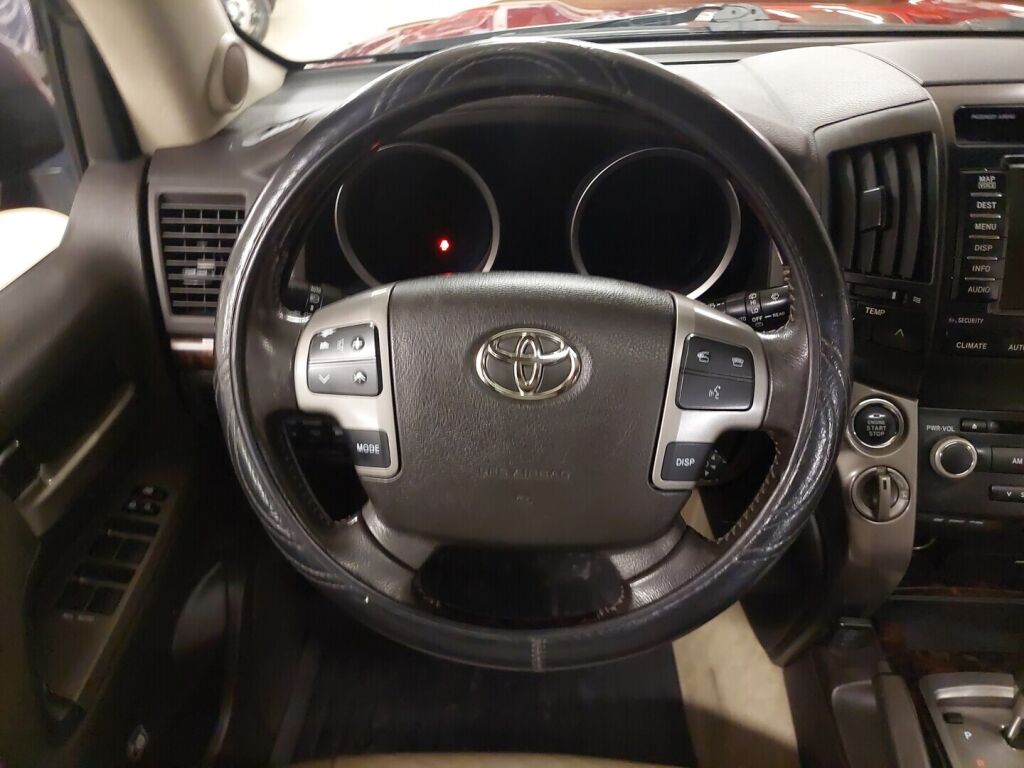 Toyota Land Cruiser 2008 Punainen