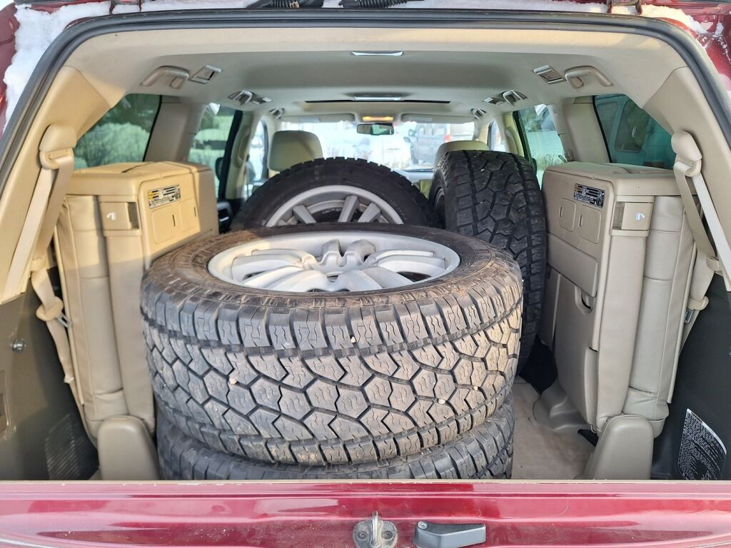 Toyota Land Cruiser 2008 Punainen