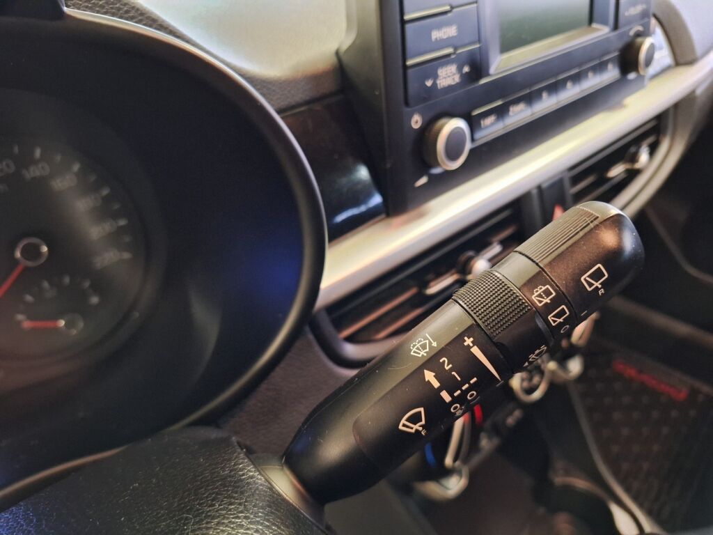 Kia Picanto 2017 Musta