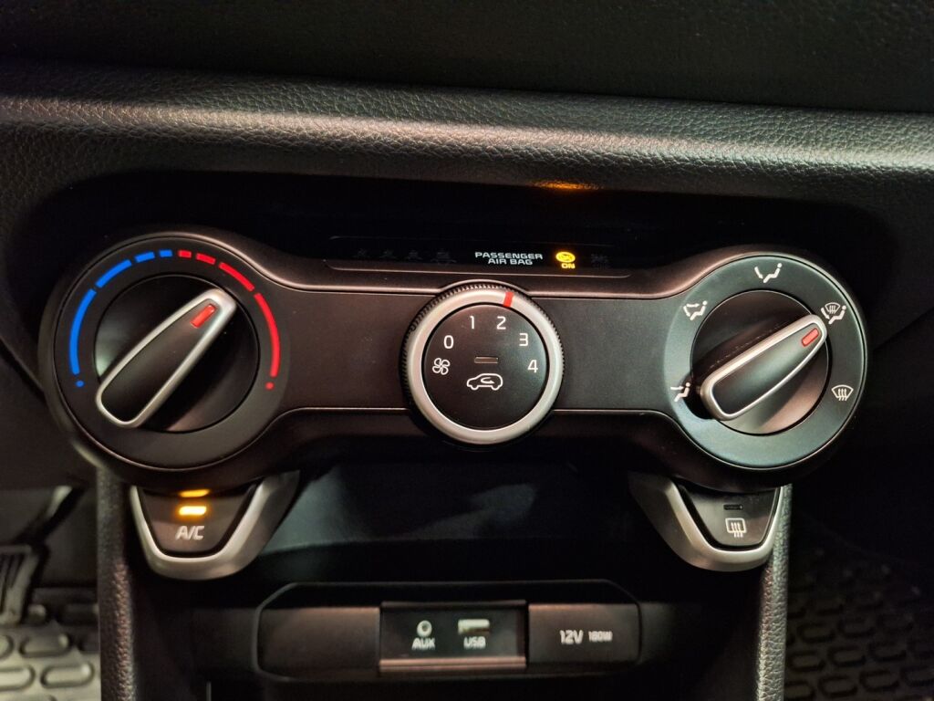 Kia Picanto 2017 Musta