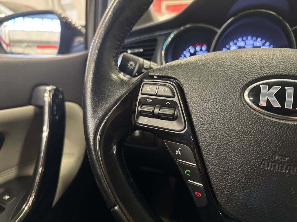 Kia Ceed 2018 Musta