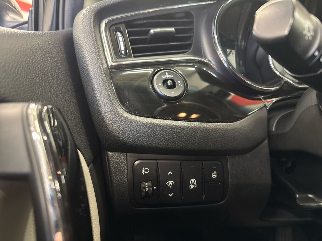 Kia Ceed 2018 Musta