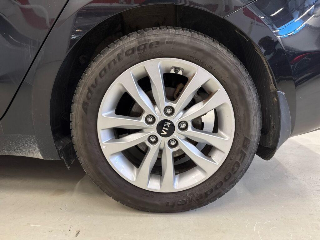 Kia Ceed 2018 Musta