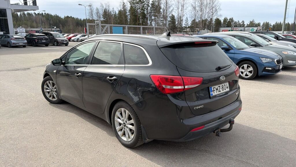 Kia Ceed 2018 Musta