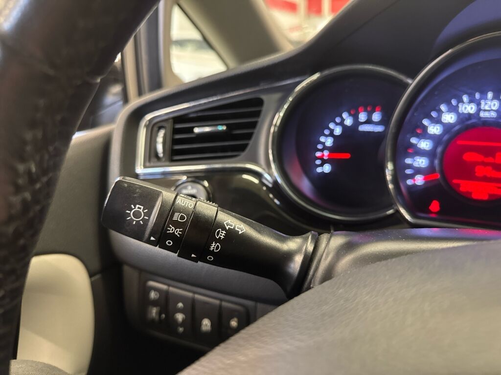 Kia Ceed 2018 Musta