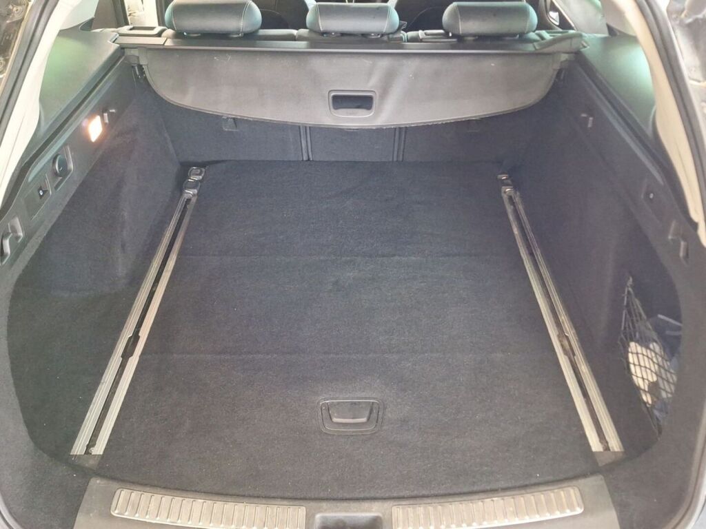 Opel Insignia 2018 Valkoinen