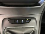 Opel Astra 2018 Punainen