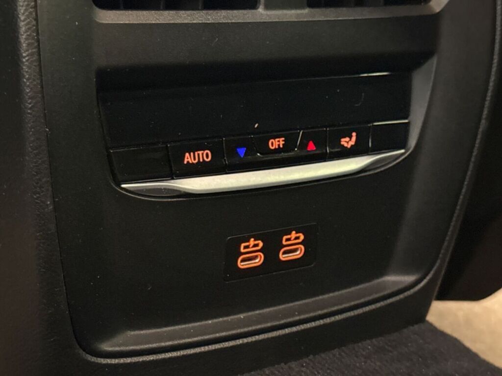 BMW i4 2023 