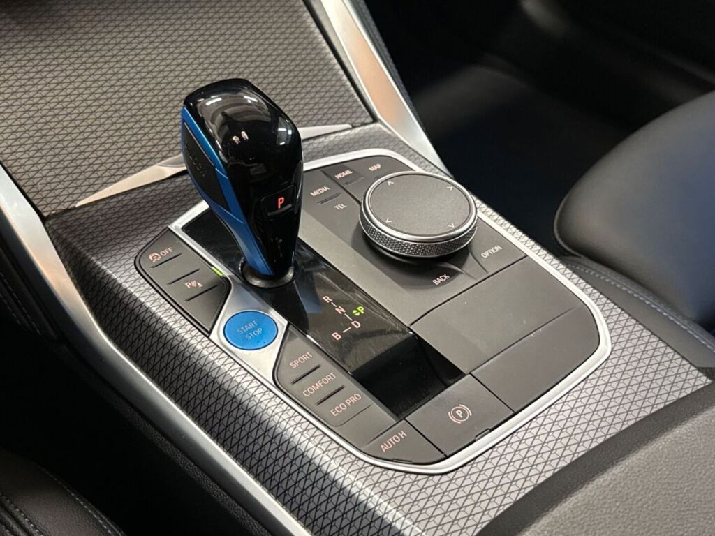 BMW i4 2023 
