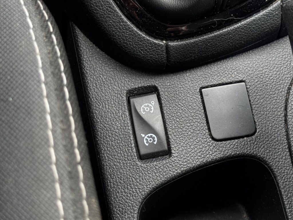Renault Clio 2018 Harmaa