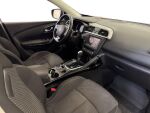 Renault Kadjar 2017 Punainen
