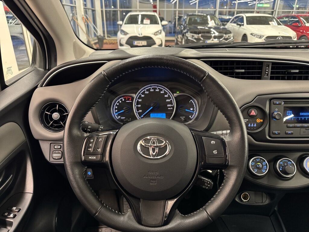 Toyota Yaris 2018 Valkoinen