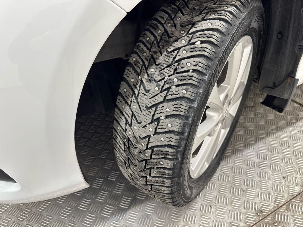 Toyota Yaris 2018 Valkoinen