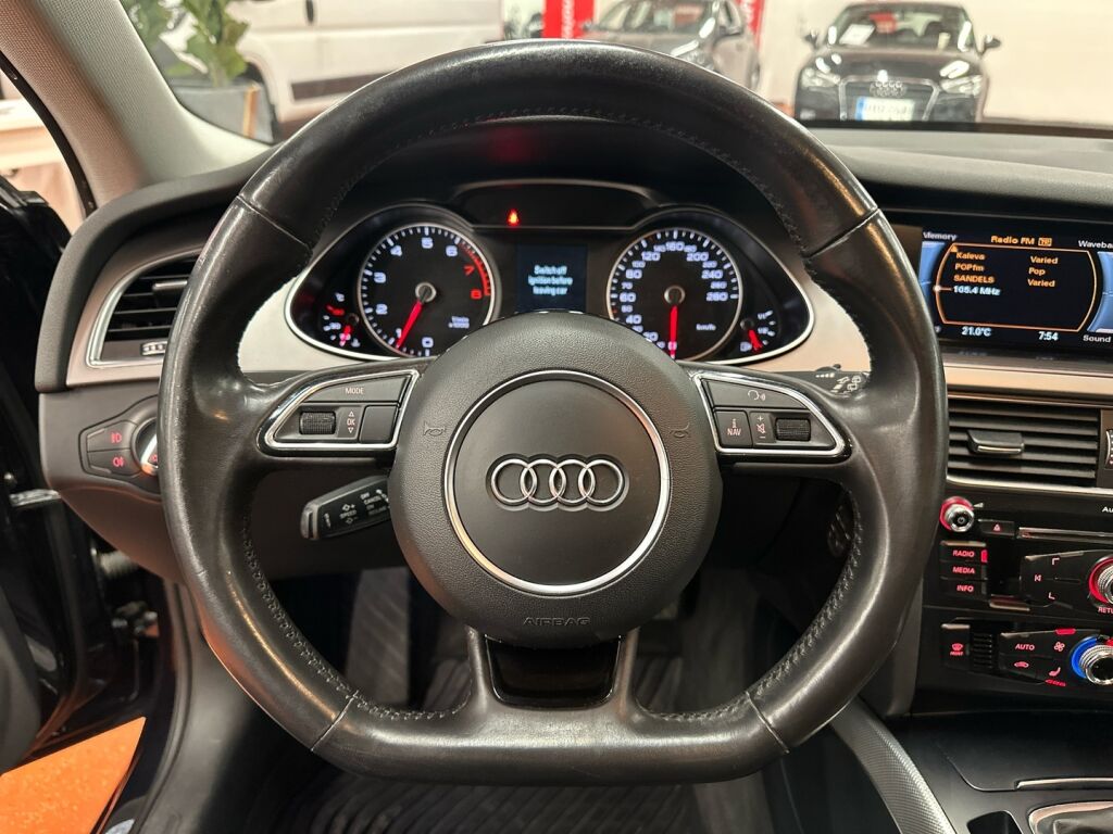 Audi A4 2014 Sininen