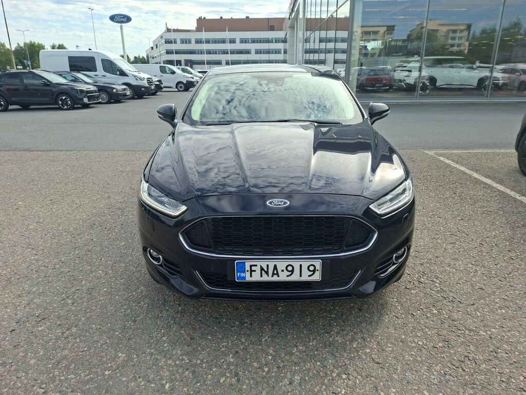 Ford Mondeo 2015 Musta