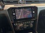 Volkswagen Passat 2018 Sininen
