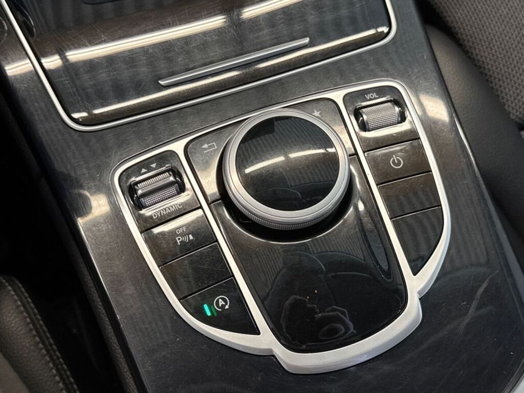 Mercedes-Benz C 2018 Harmaa