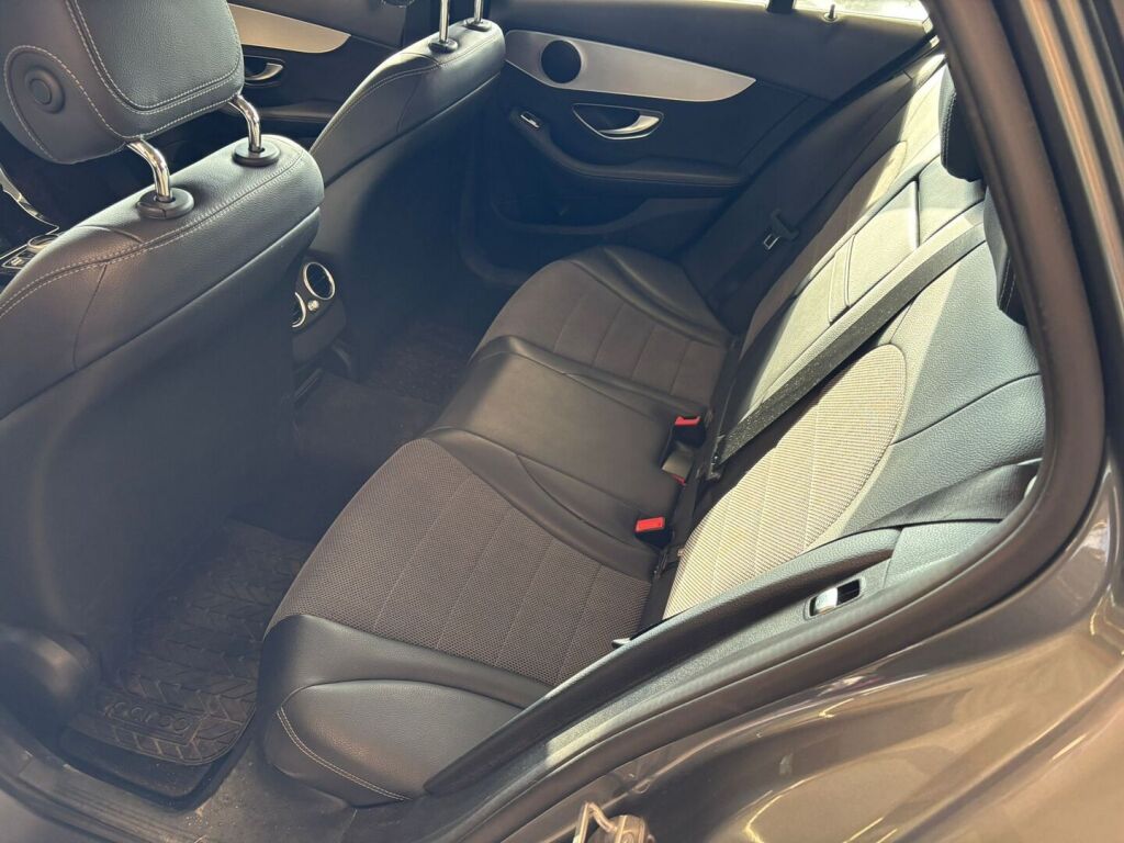 Mercedes-Benz C 2018 Harmaa