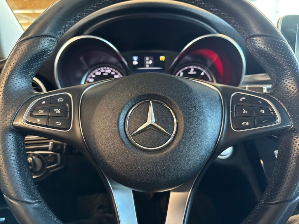 Mercedes-Benz C 2018 Harmaa