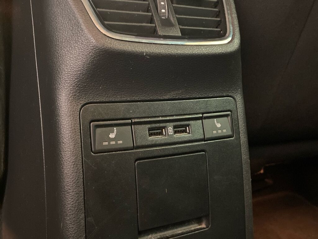 Skoda Octavia 2018 Musta