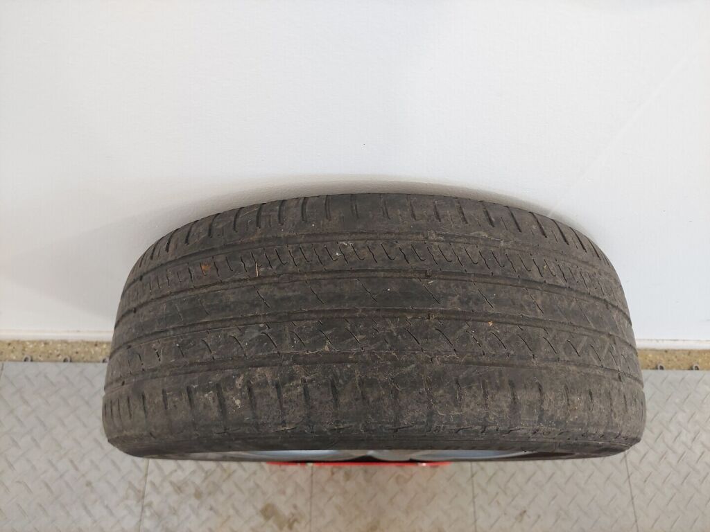 Mercedes-Benz C 2015 Ruskea (beige)