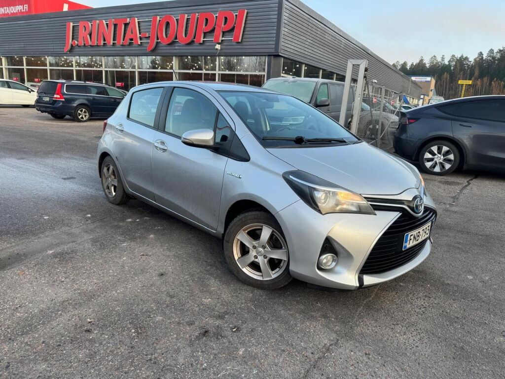 Toyota Yaris 2016 Harmaa