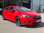 Opel Astra 2017 Punainen