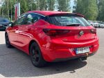 Opel Astra 2017 Punainen
