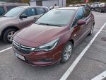 Opel Astra 2018 Punainen