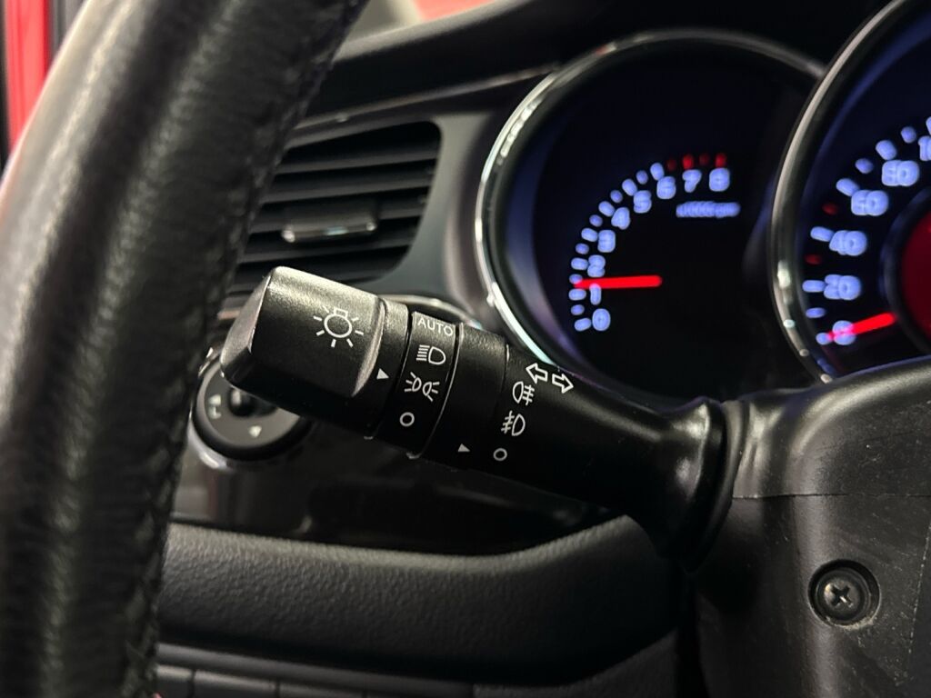 Kia Ceed 2018 Punainen