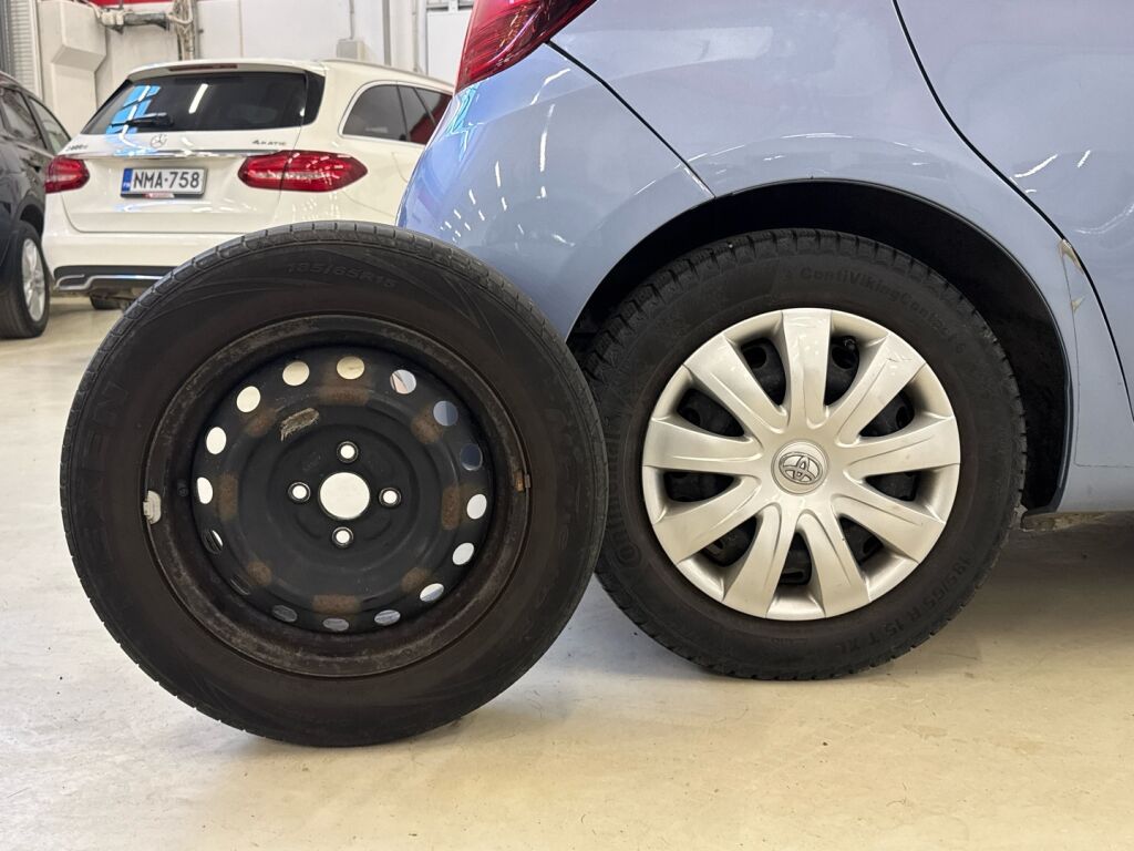 Toyota Yaris 2014 Sininen