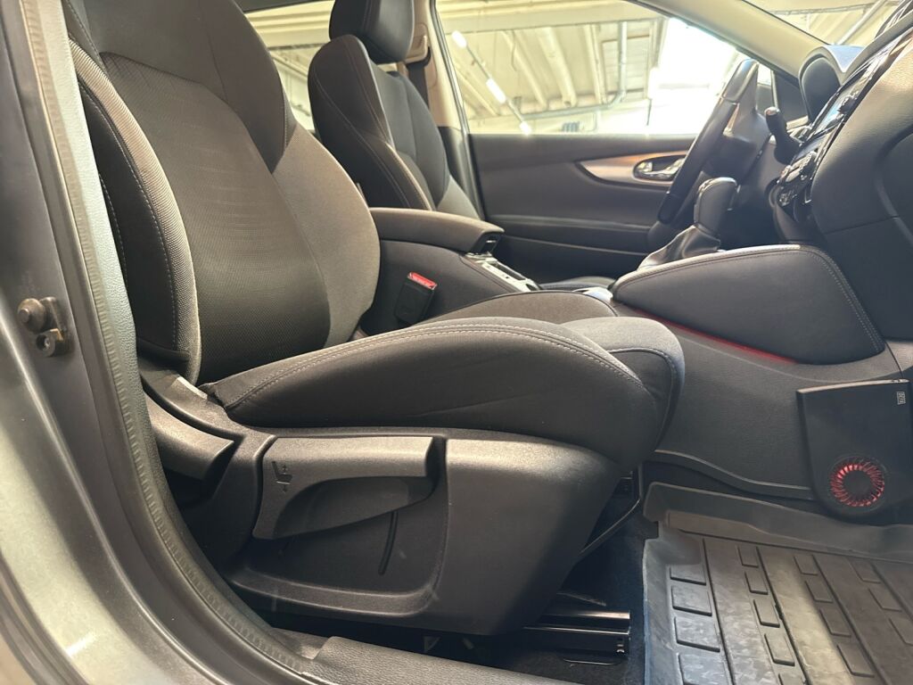 Nissan Qashqai 2018 Harmaa