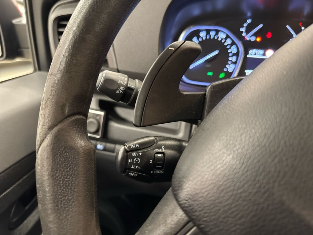 Toyota Proace 2018 Musta