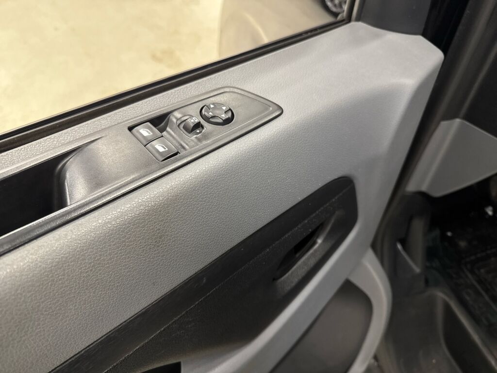 Toyota Proace 2018 Musta