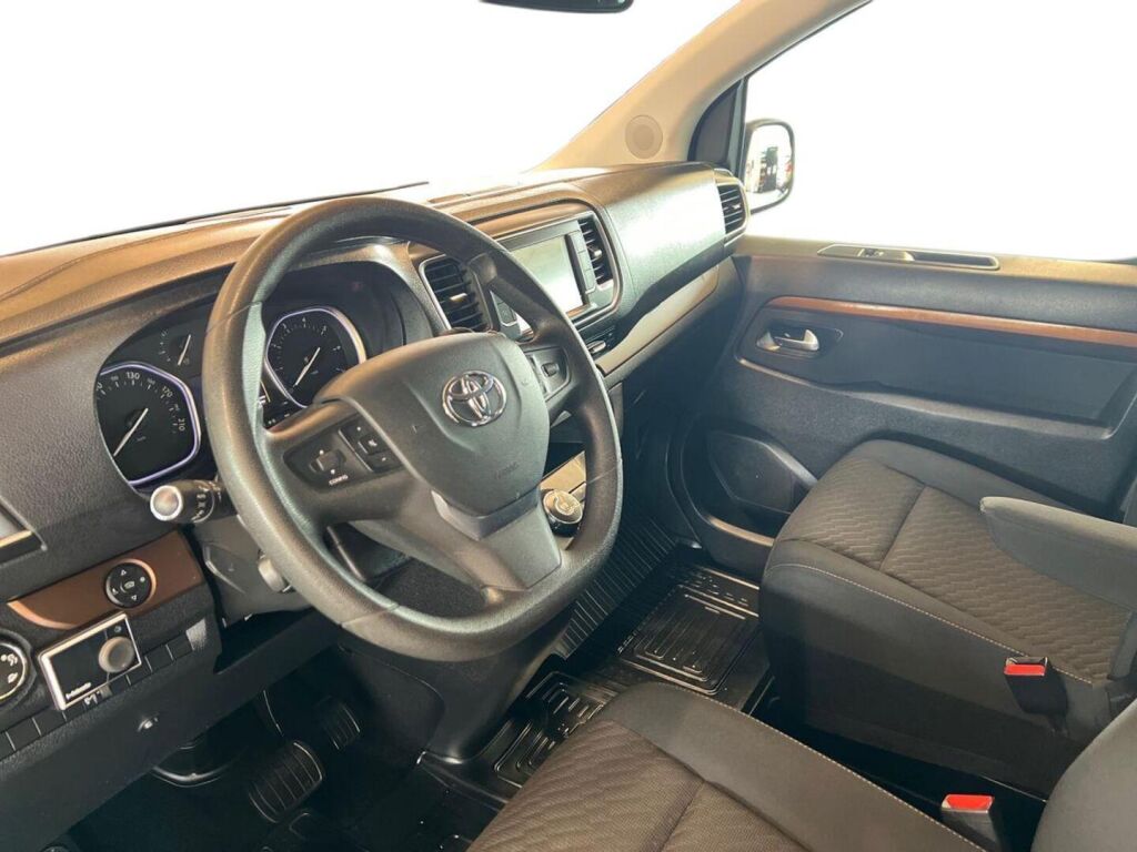 Toyota Proace Verso 2018 Harmaa