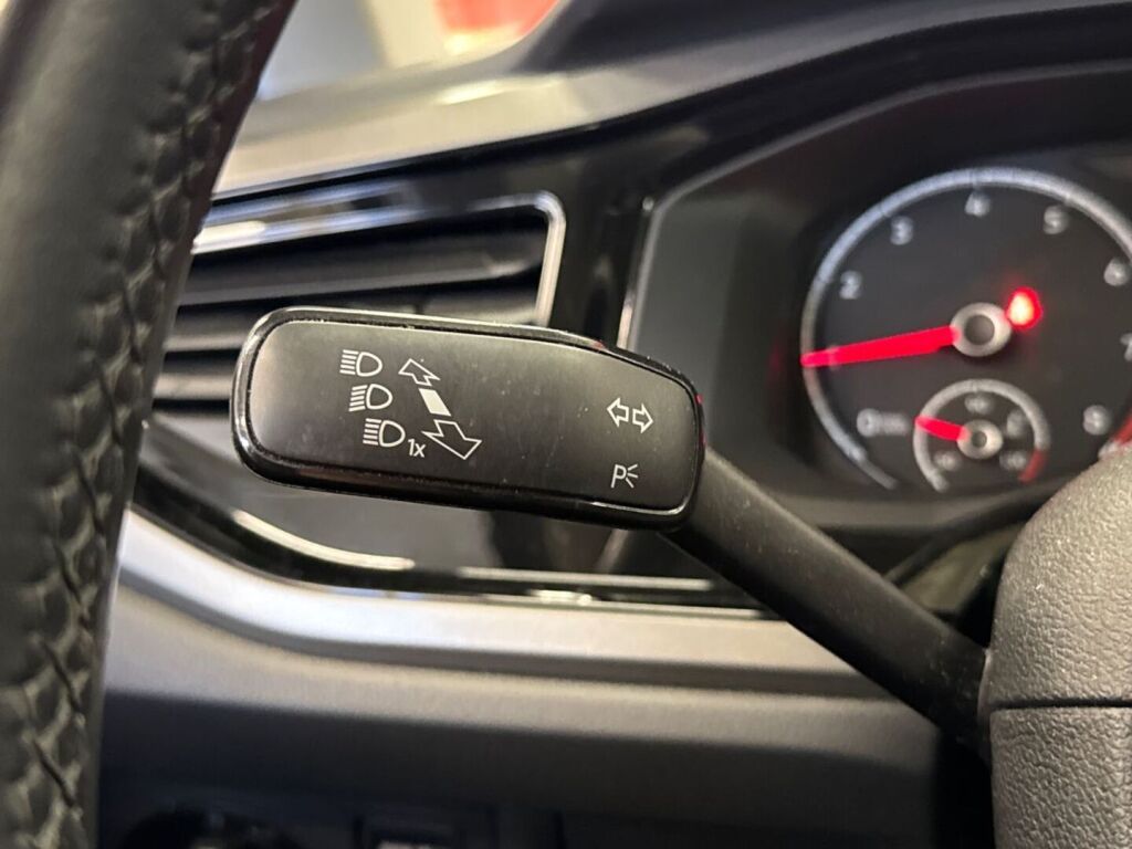Volkswagen Polo 2018 Harmaa