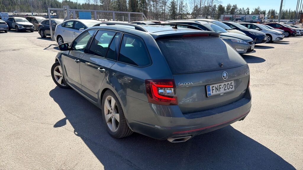 Skoda Octavia 2018 Harmaa