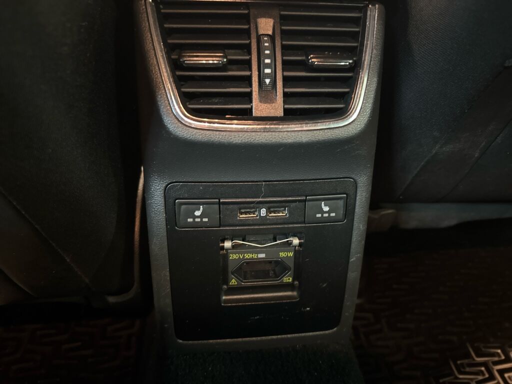 Skoda Octavia 2018 Harmaa