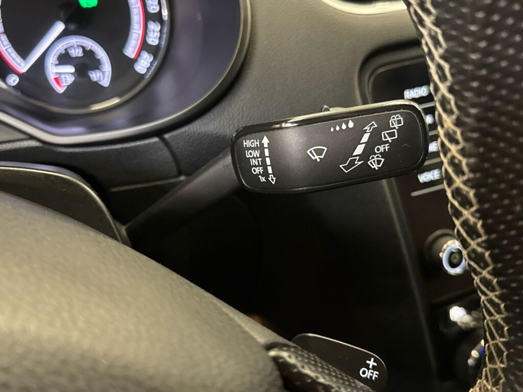 Skoda Octavia 2018 Harmaa