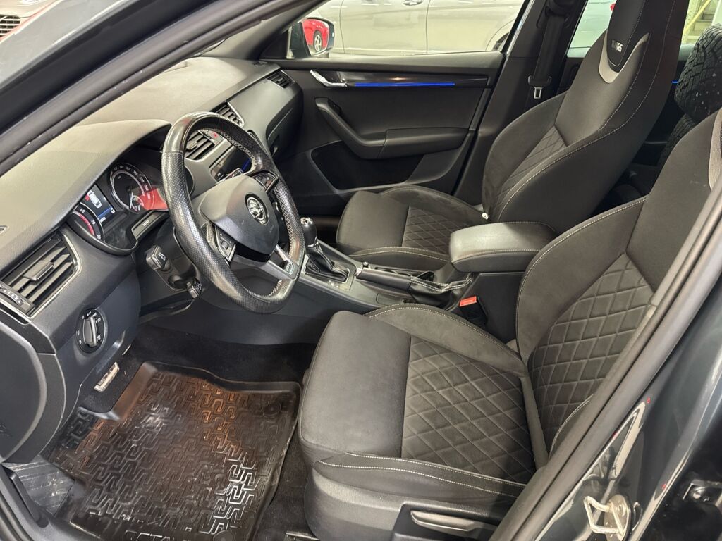 Skoda Octavia 2018 Harmaa