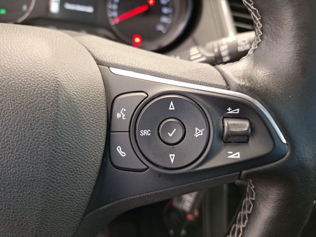 Opel Grandland X 2019 Punainen