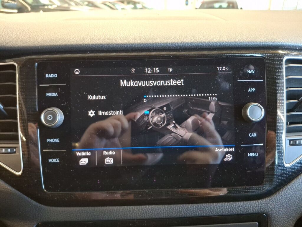 Volkswagen Golf Sportsvan 2018 Valkoinen